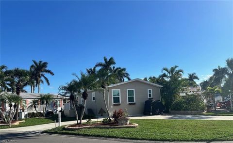 A home in NAPLES