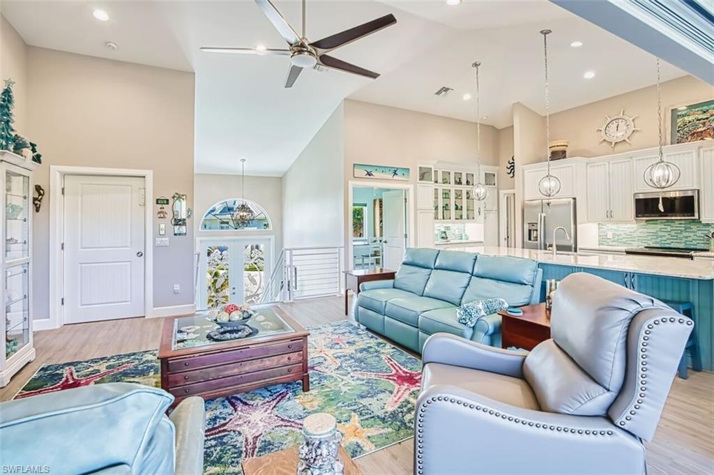 SANIBEL HIGHLANDS - Residential