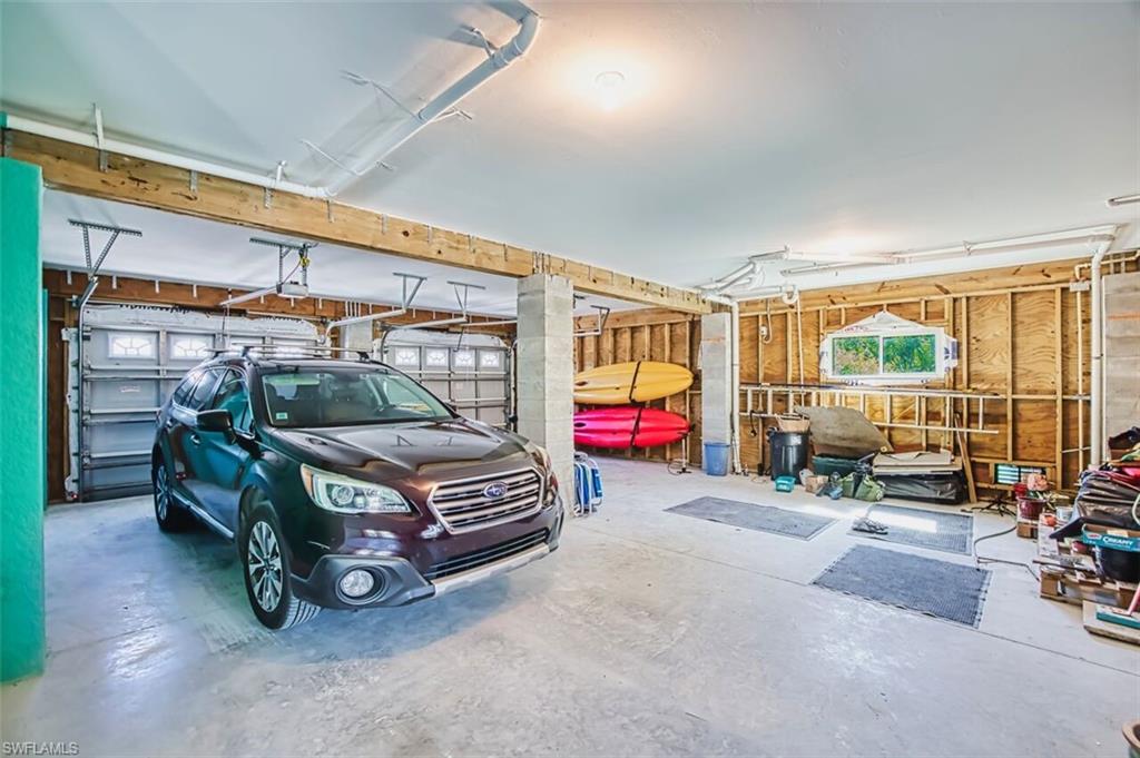 SANIBEL HIGHLANDS - Residential