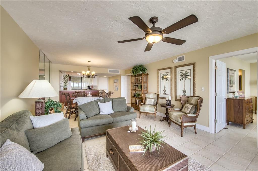 THE PALMS OF BAY BEACH - Residential