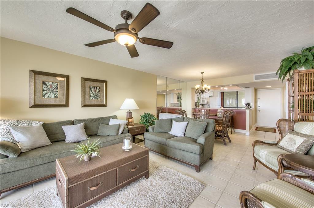 THE PALMS OF BAY BEACH - Residential