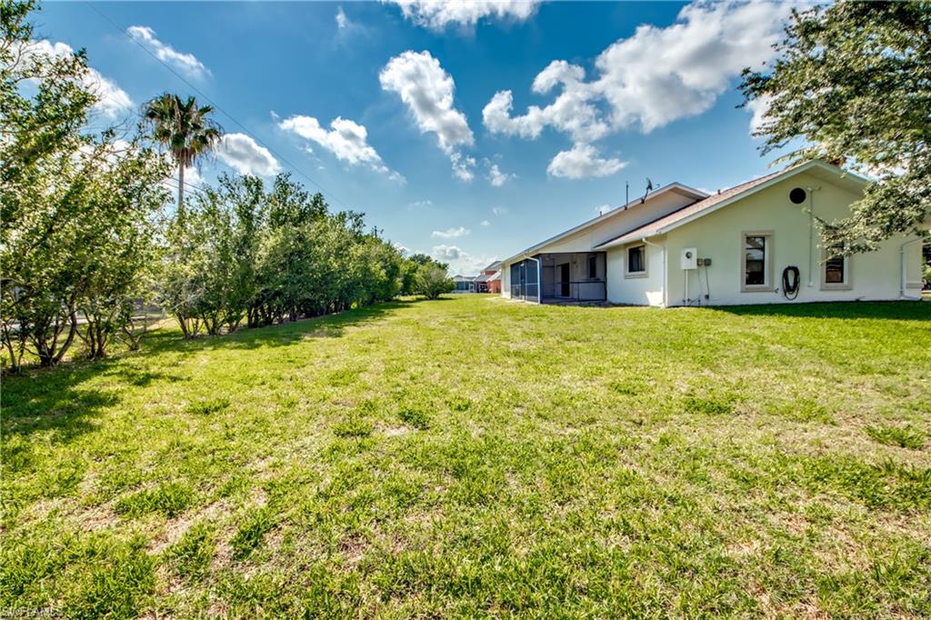 CAPE CORAL - Residential