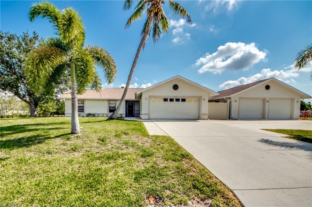 CAPE CORAL - Residential