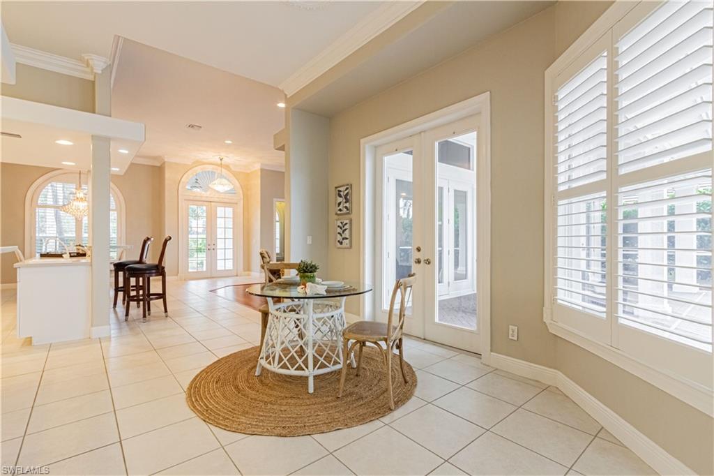 LONGSHORE LAKE - Residential