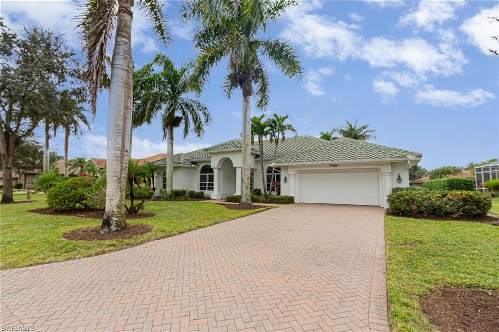 LONGSHORE LAKE - Residential