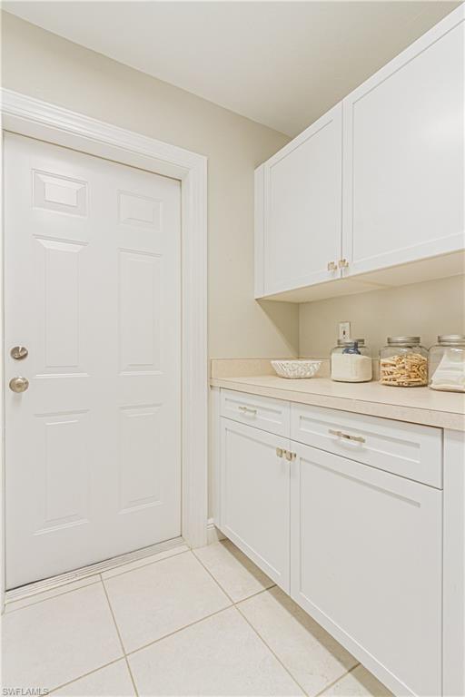 LONGSHORE LAKE - Residential