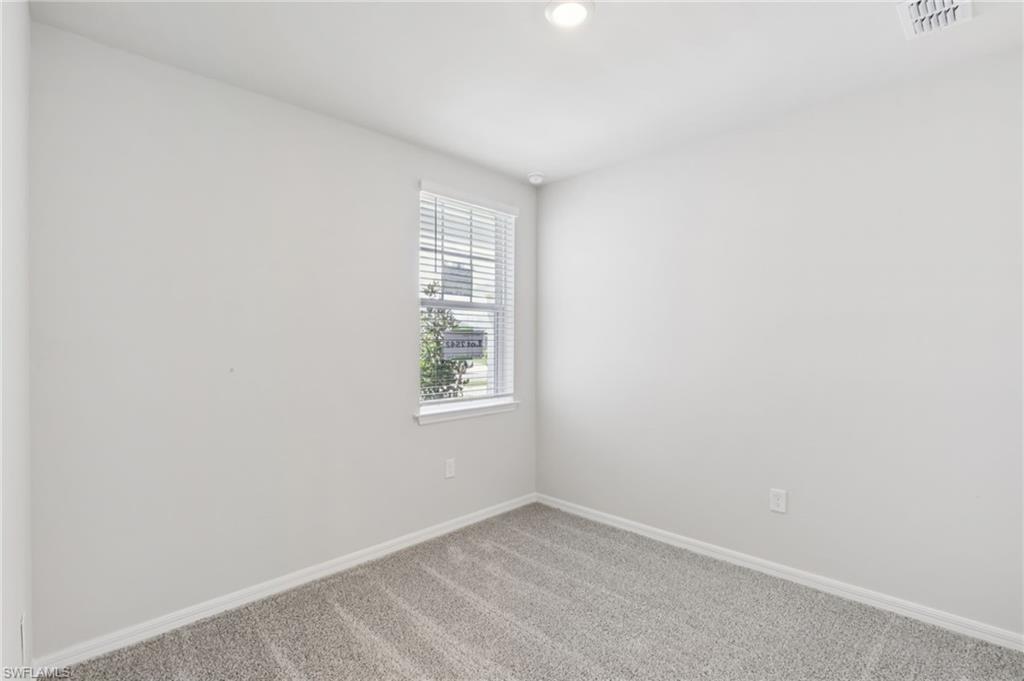 CRESCENT LAKES - Residential