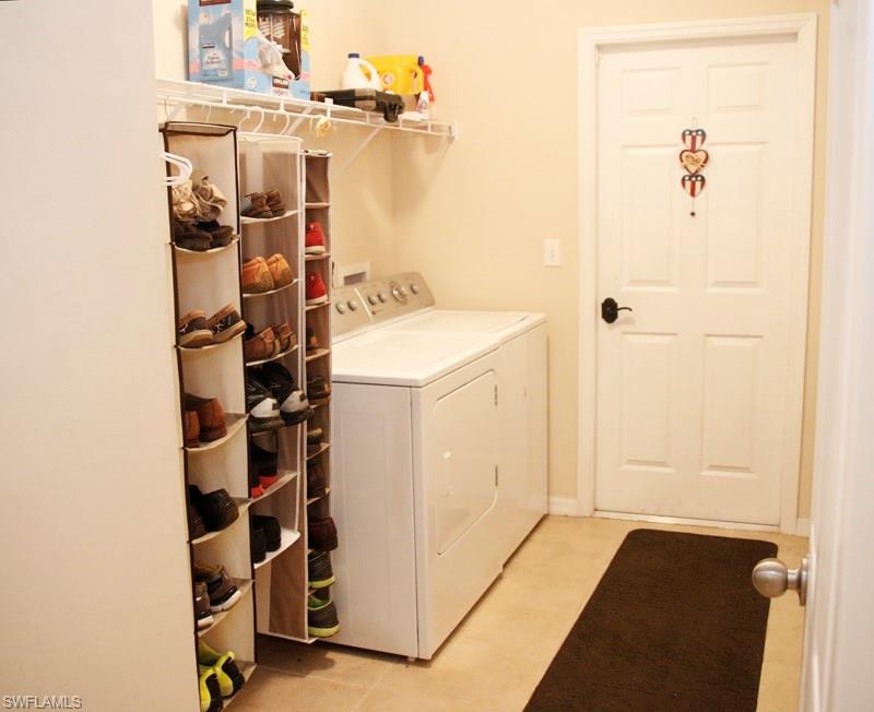 PROMENADE EAST - Residential