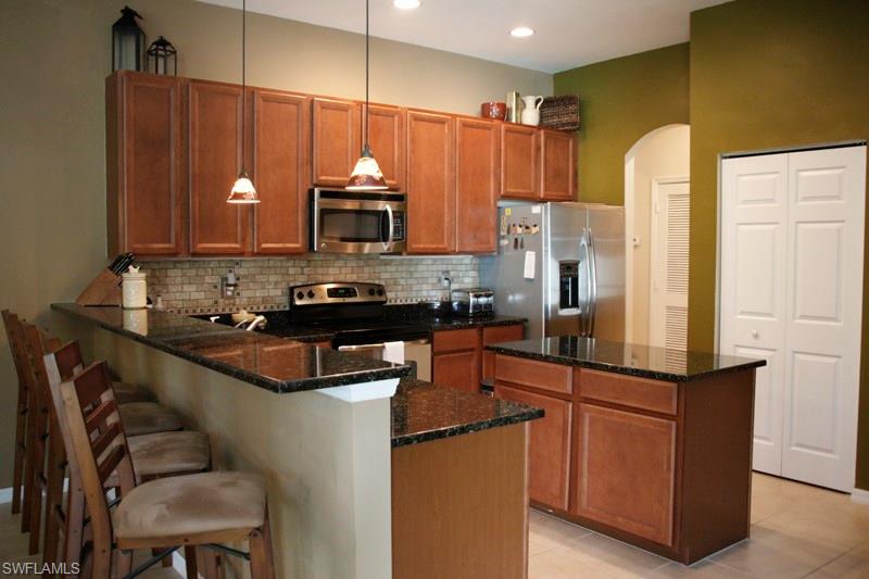 PROMENADE EAST - Residential