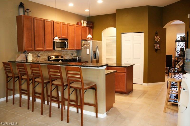 PROMENADE EAST - Residential