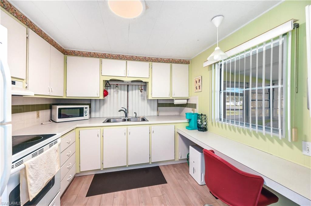 ENCHANTING ACRES MOBILE HOME - Residential