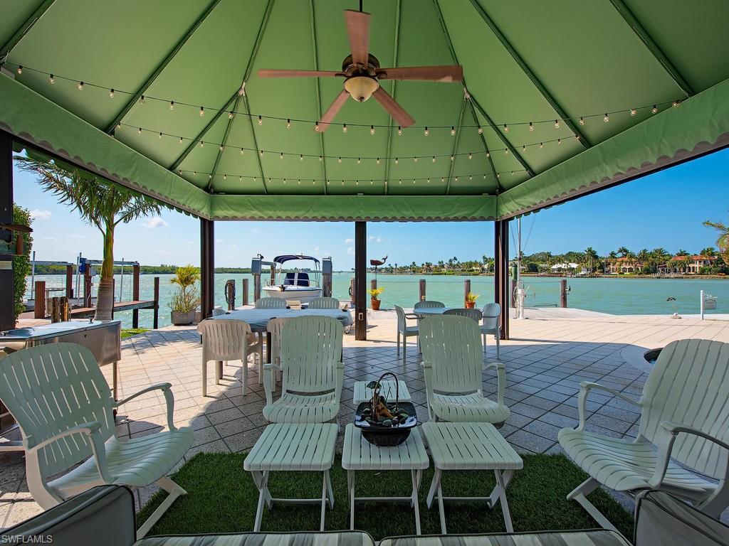 ROYAL HARBOR - Residential