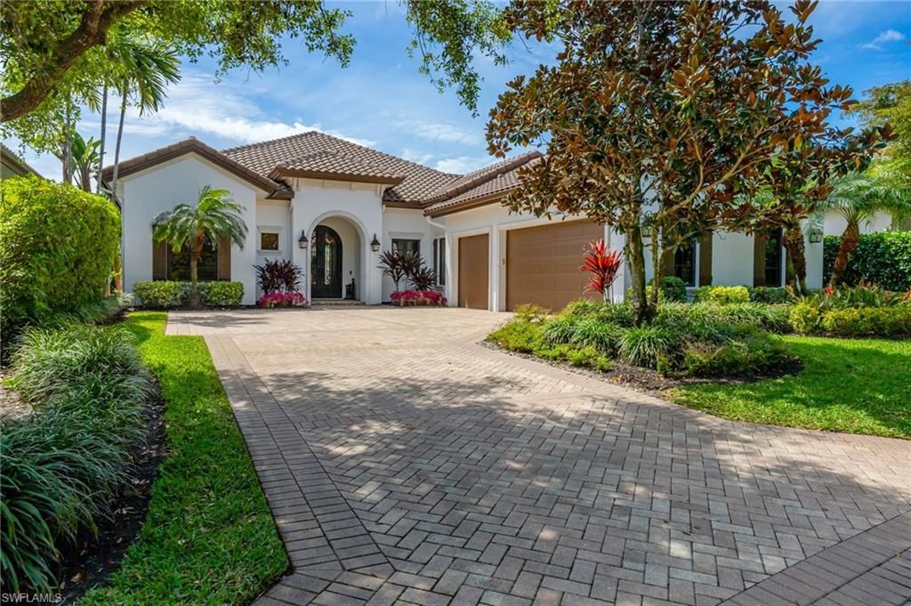 Photo of 16952 Fairgrove WAY, NAPLES, FL 34110 (MLS # 226011603)