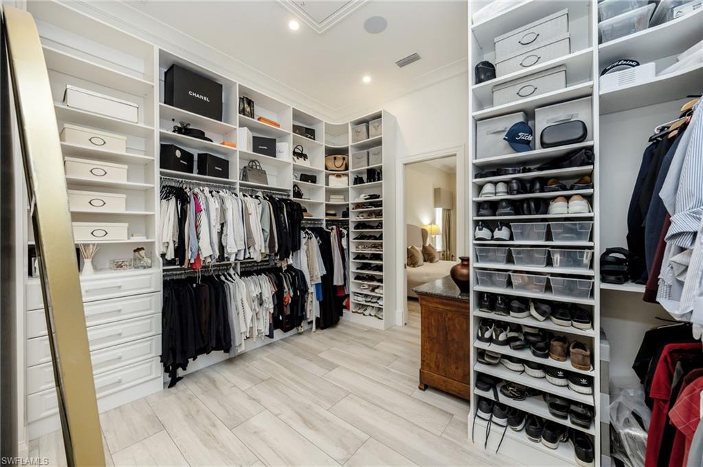 FAIRGROVE - Residential