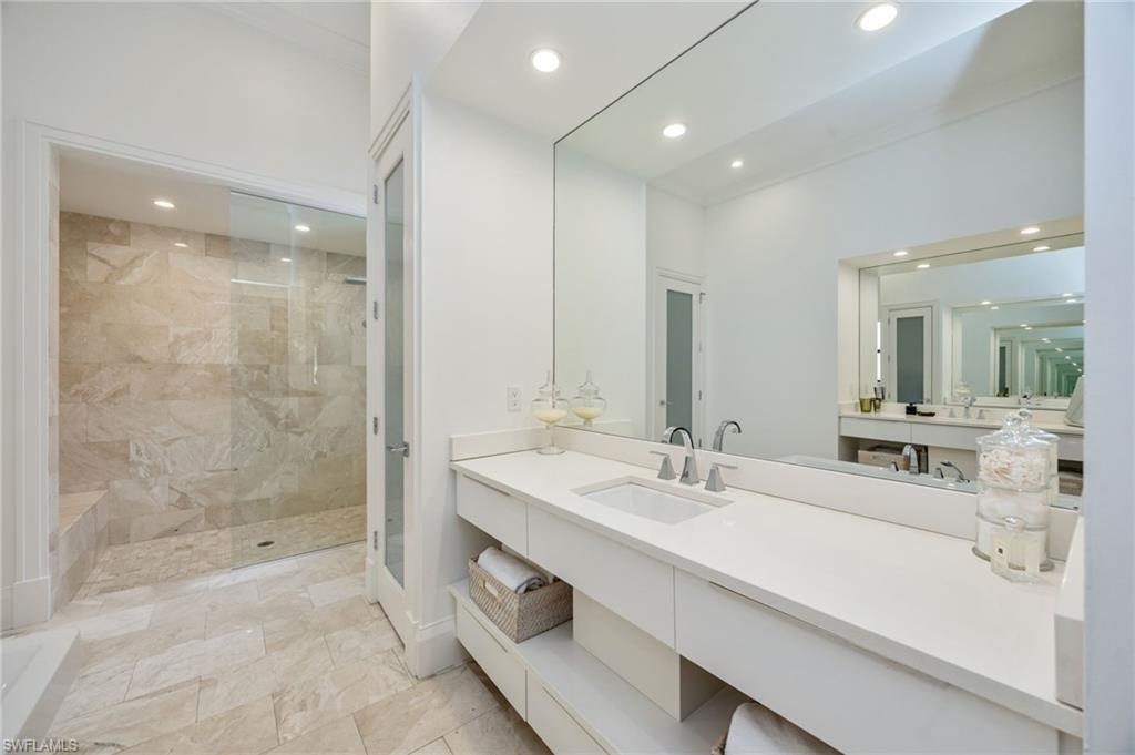 FAIRGROVE - Residential