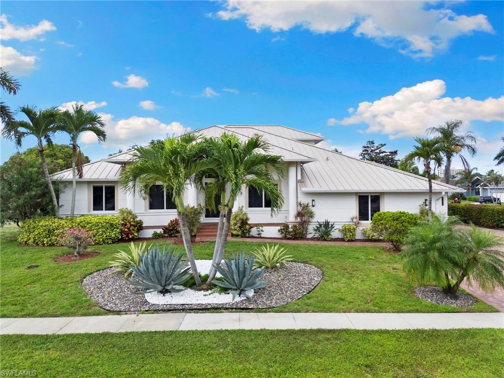 MARCO ISLAND - Residential