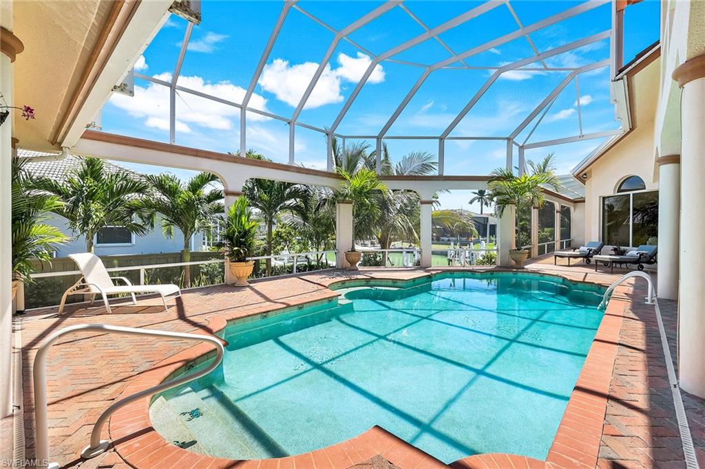 MARCO ISLAND - Residential