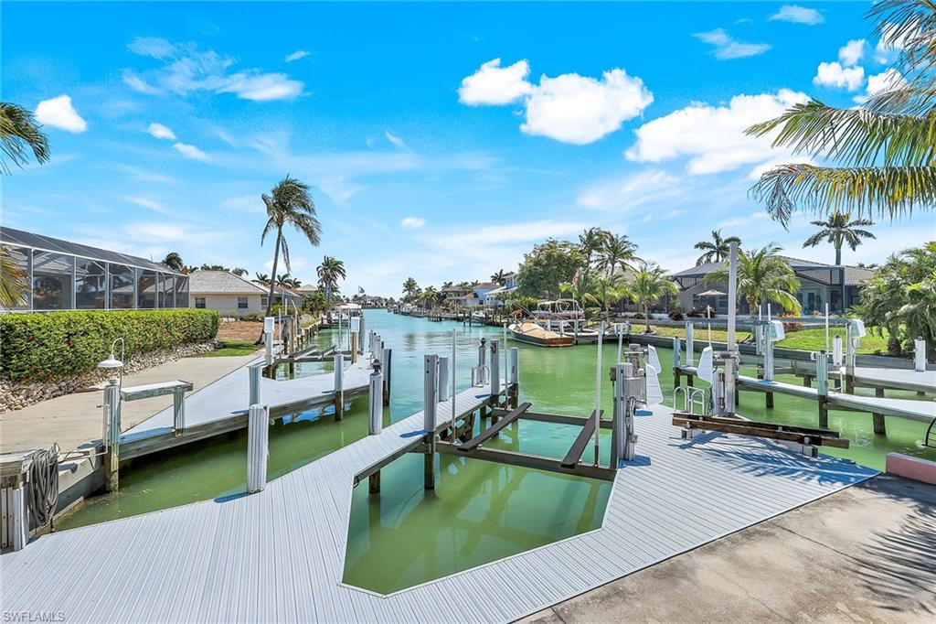 MARCO ISLAND - Residential