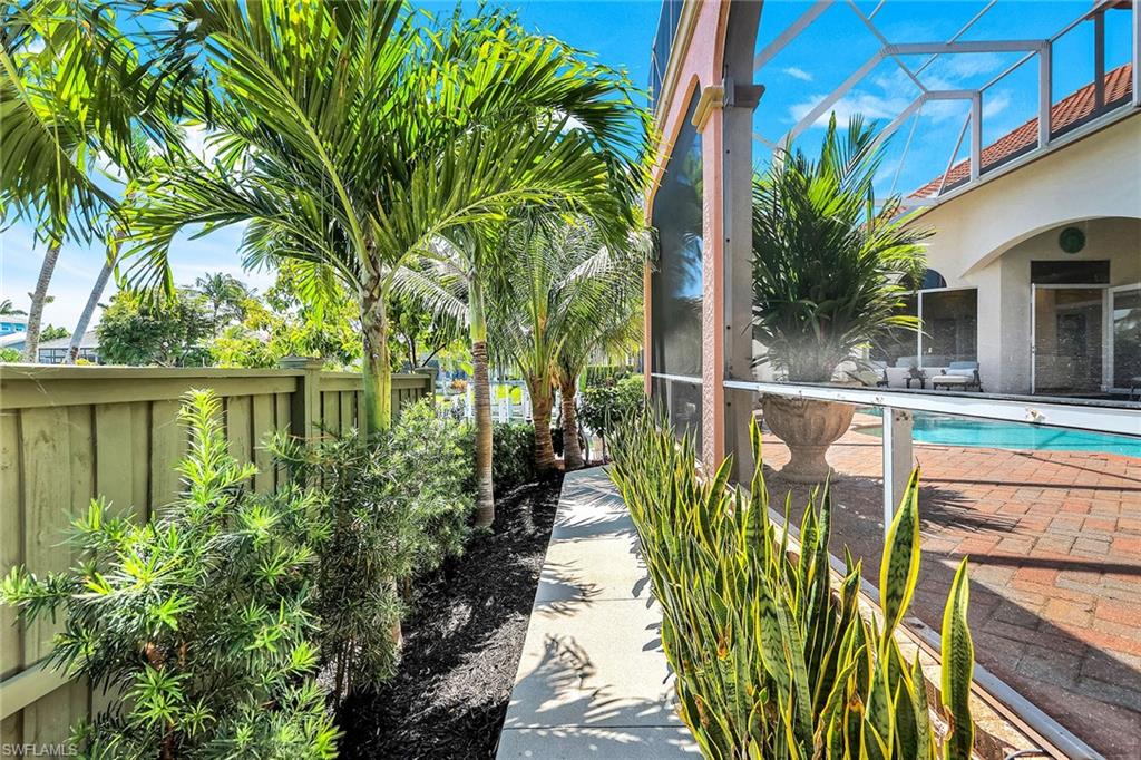 MARCO ISLAND - Residential