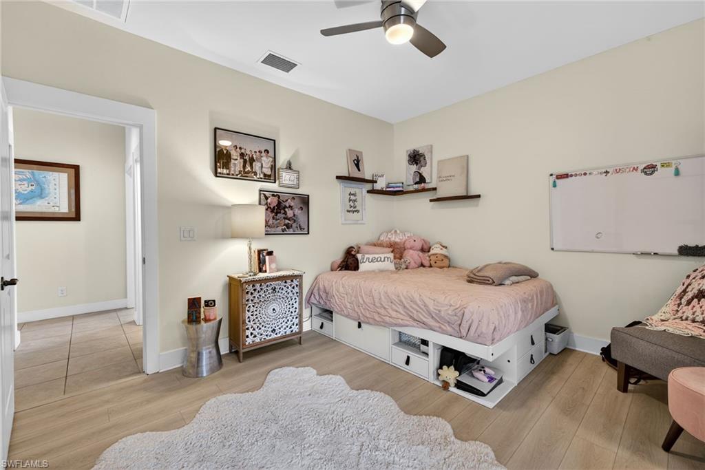 SUNSET VISTA - Residential