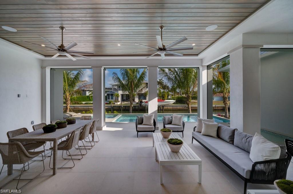 ROYAL HARBOR - Residential