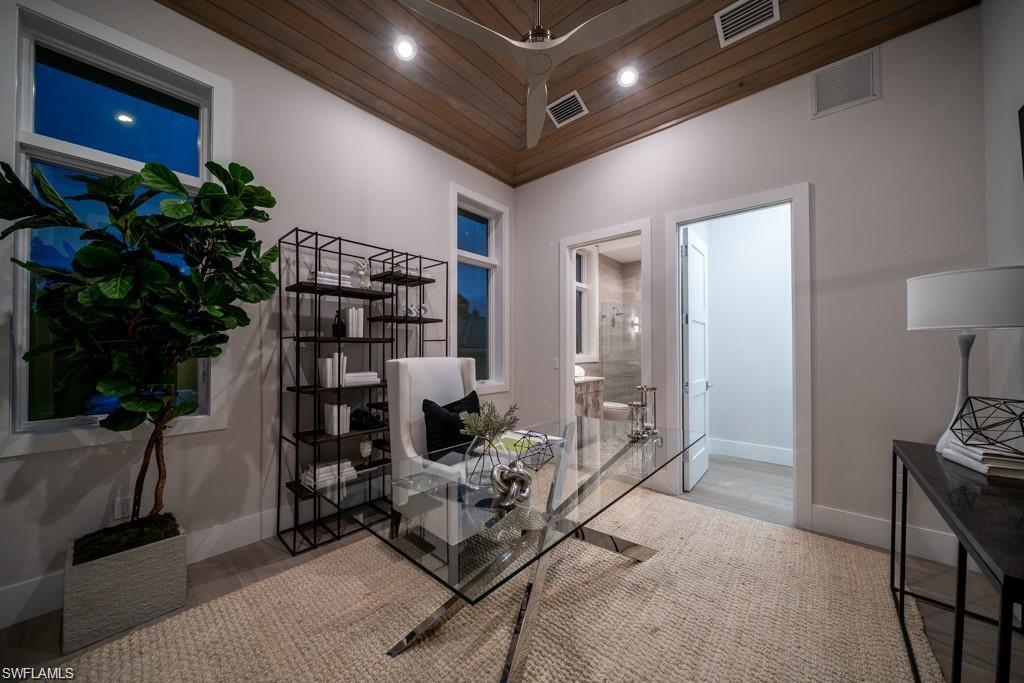 ROYAL HARBOR - Residential