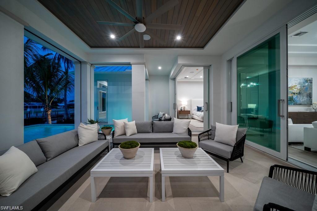 ROYAL HARBOR - Residential