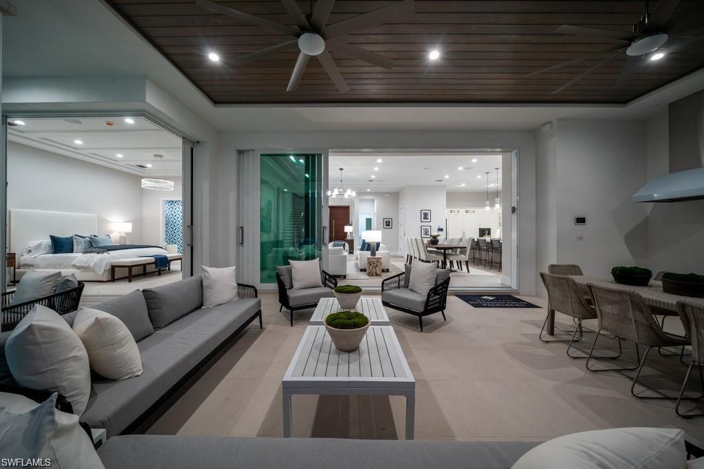 ROYAL HARBOR - Residential