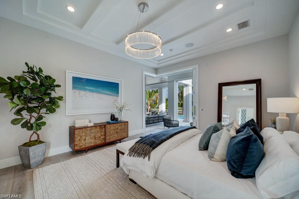 ROYAL HARBOR - Residential