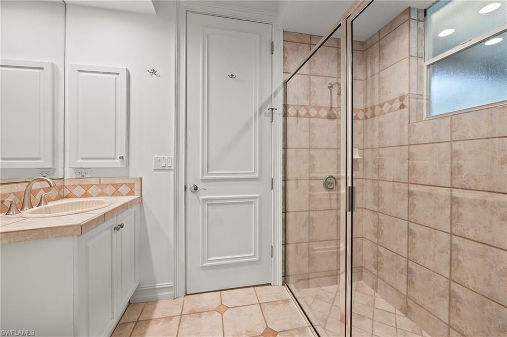 COCOBAY - Residential