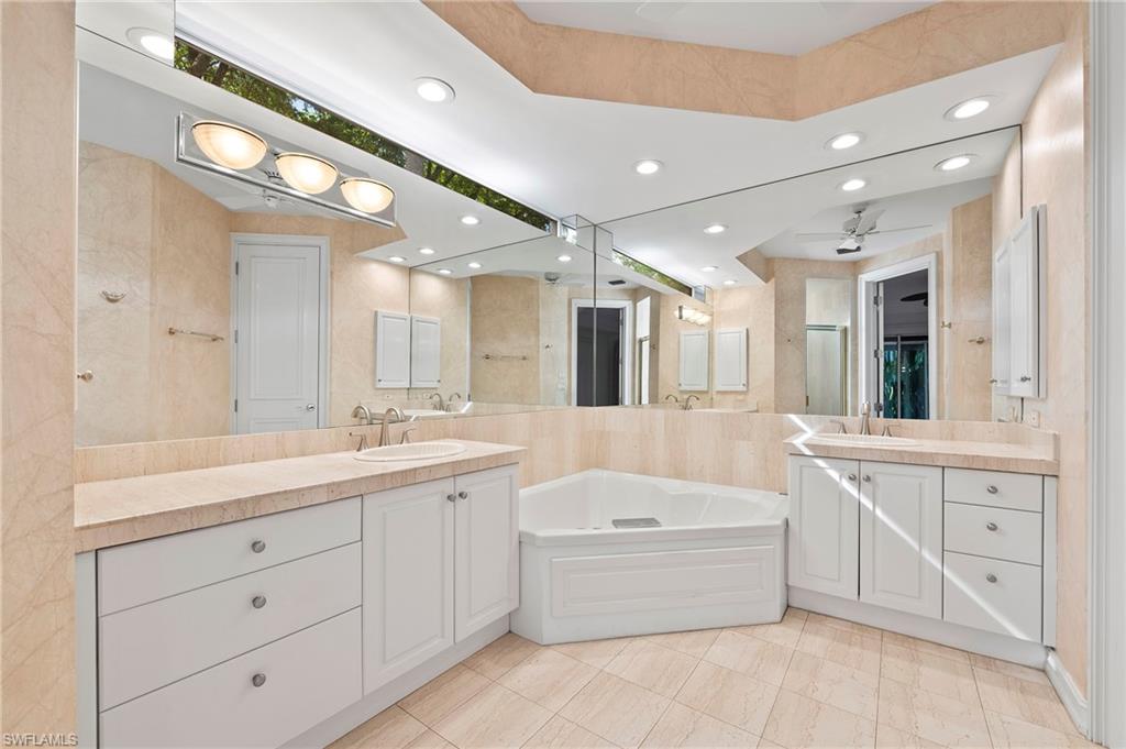 COCOBAY - Residential