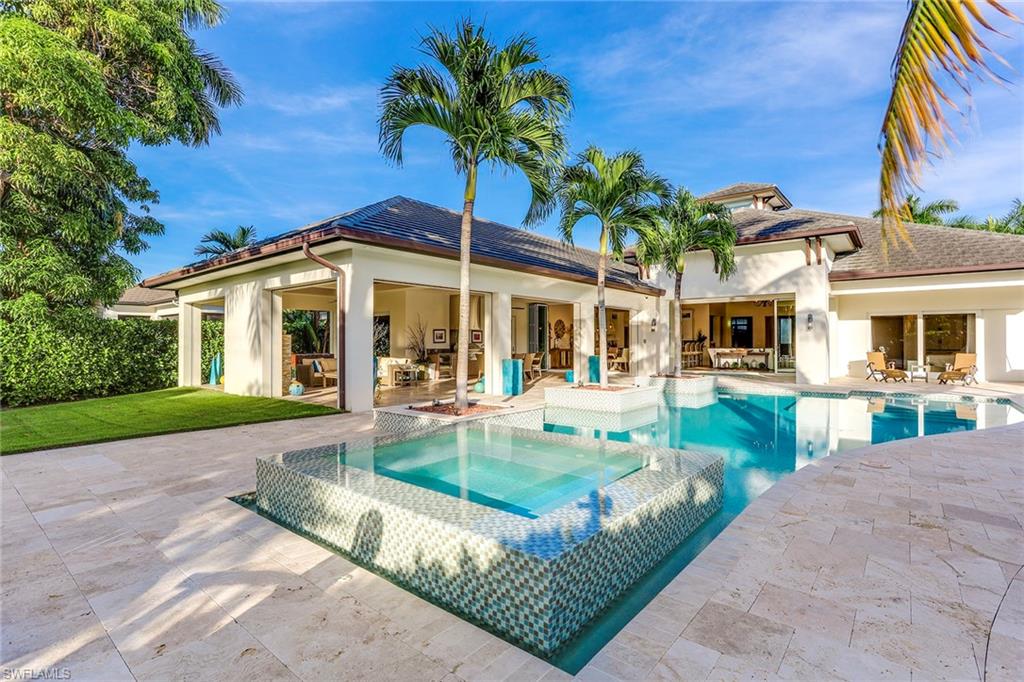 MOORINGS - Residential