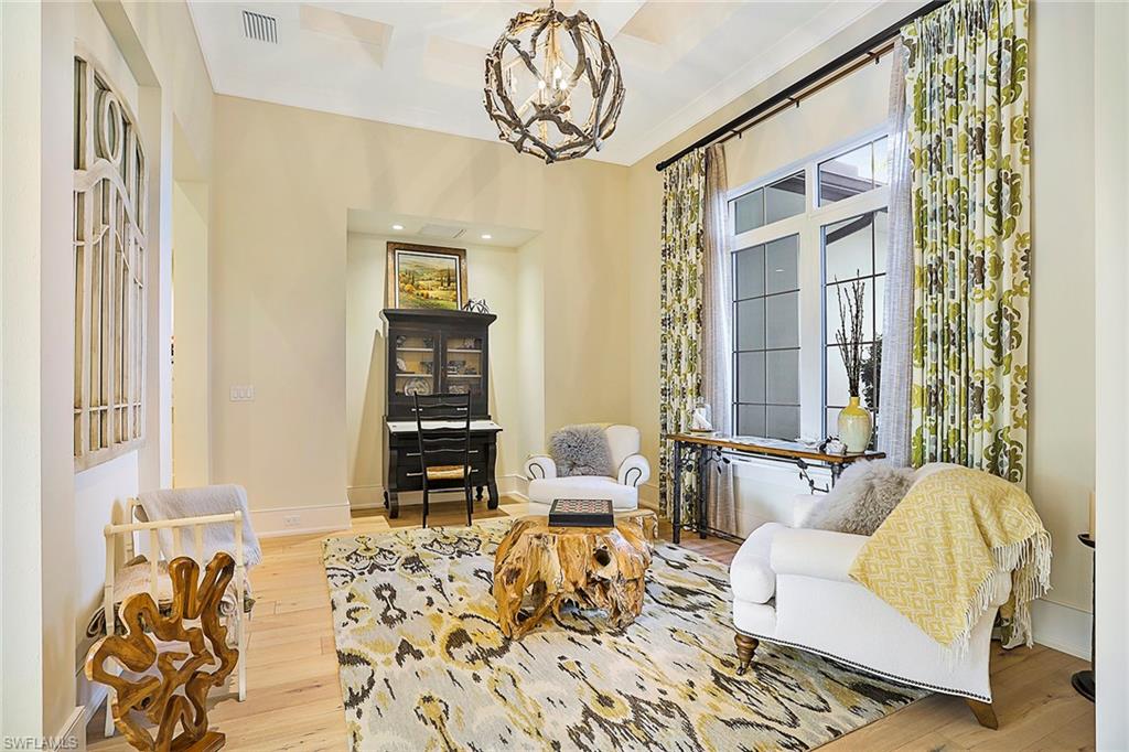 MOORINGS - Residential