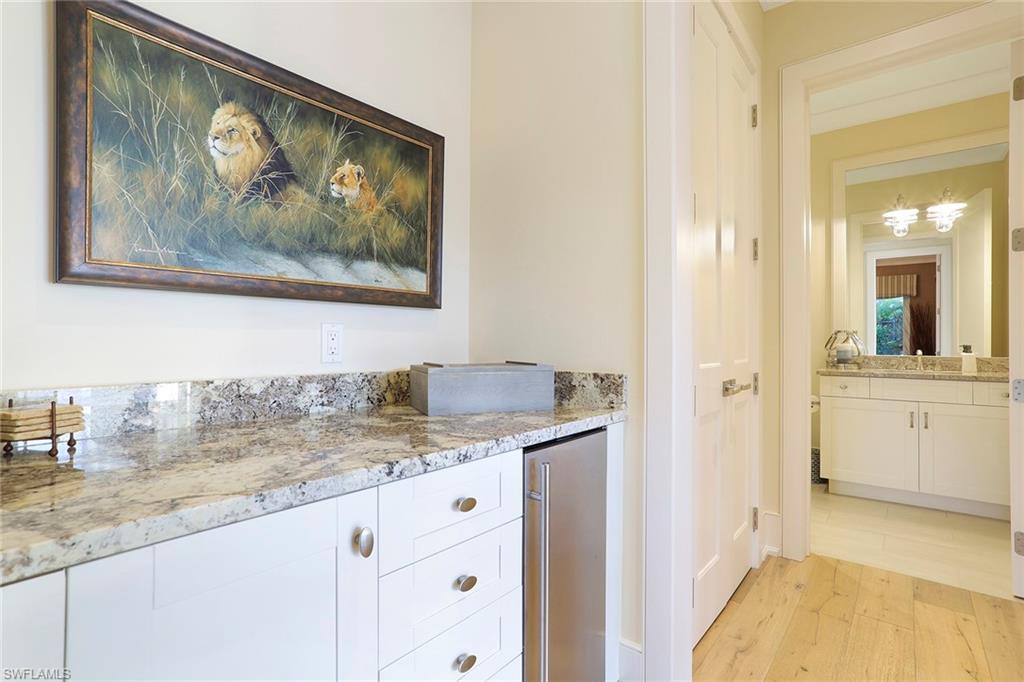 MOORINGS - Residential