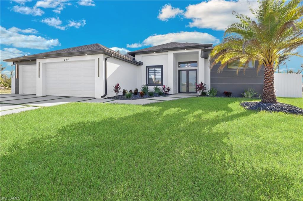 CAPE CORAL - Residential
