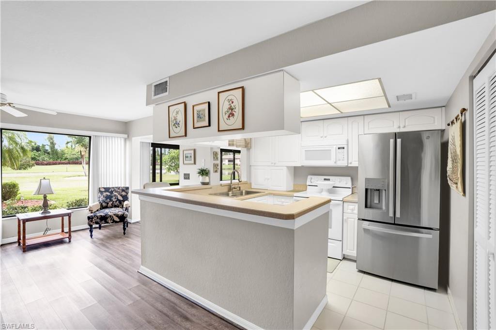 OAKMONT VILLAGE - Residential