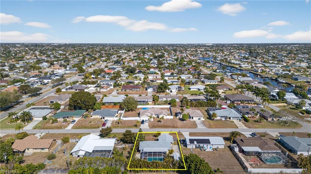 CAPE CORAL - Residential