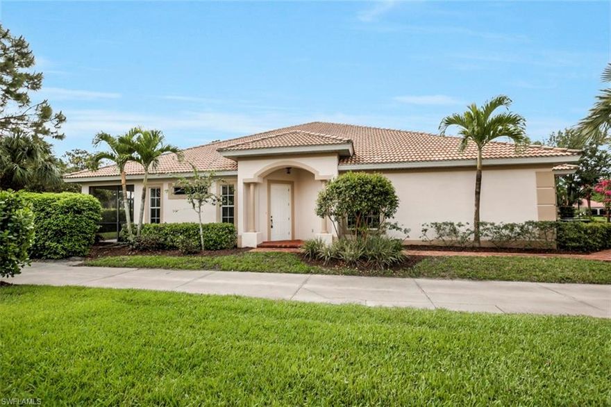 PRICE DROPPED TO SELL! Enjoy a lush tropical backyard oasis in this beautiful villa! Open floor plan, 3 bedroom/2 bath (3rd bed can be used as Den or Office), and 2-car garage! Gleaming Eat-in-Kitchen is light and bright with plenty of cabinets and counter space! Spacious Master has en-suite with walk-in shower and dual vanities. Lovingly maintained and hardly used with newly cleaned carpets-Ready to Sell! Hunter Ridge offers a 13,500 sf. Clubhouse, Community Pool with lap lanes, Poolside Bar, Grill Room, Tennis Courts, Croquet, Fitness Room, Card/Game Room, and more! Upgrade to a Golf membership and play the 18 Hole, Par 72 course designed by Gordon Lewis, with practice greens and Pro Shop! Make your appointment for a private showing today!