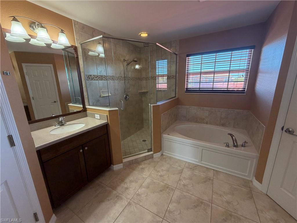 COLONY TRACE - Residential Lease