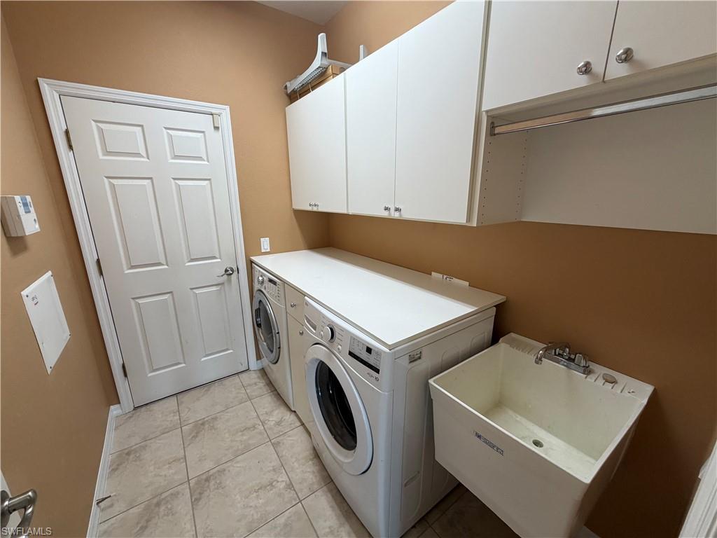 COLONY TRACE - Residential Lease