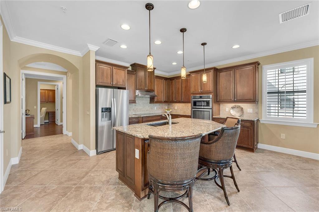 4520 Colony Villas DR 2102