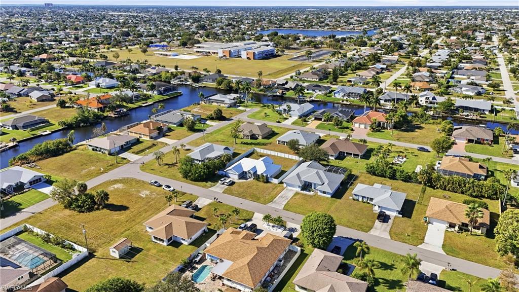 CAPE CORAL - Residential