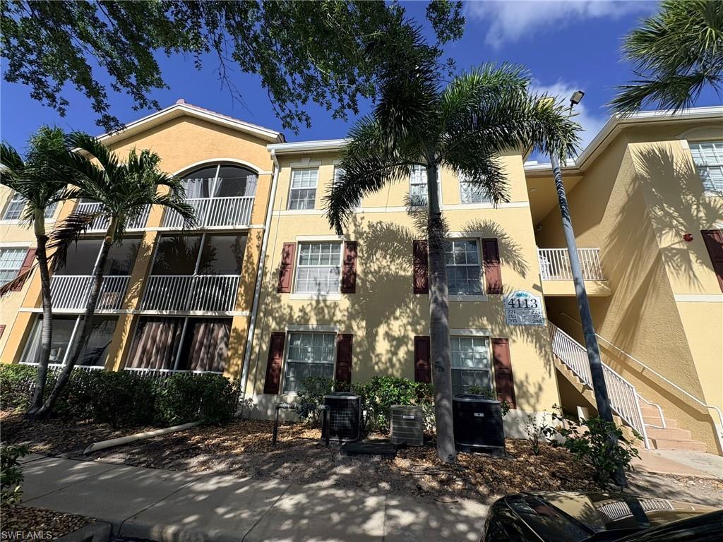 THE RESIDENCE - Residential Lease