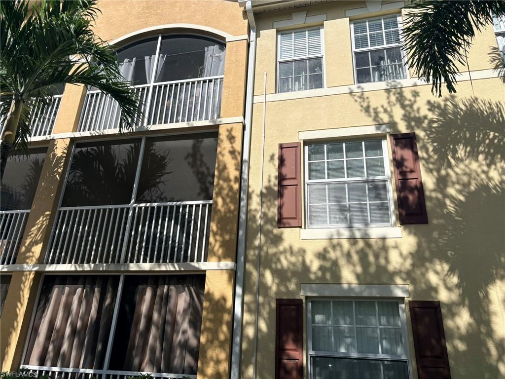 THE RESIDENCE - Residential Lease