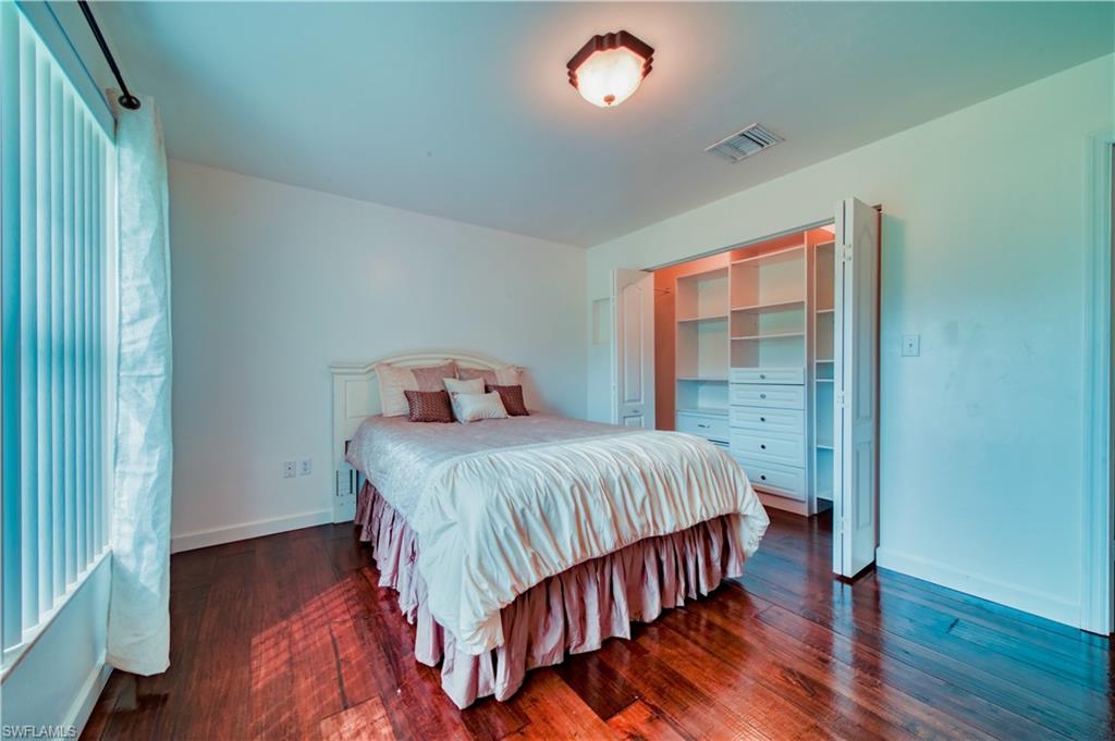 OAK HAVEN ESTATES - Residential