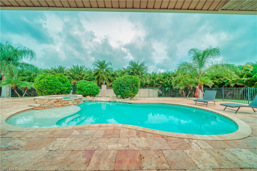 OAK HAVEN ESTATES - Residential