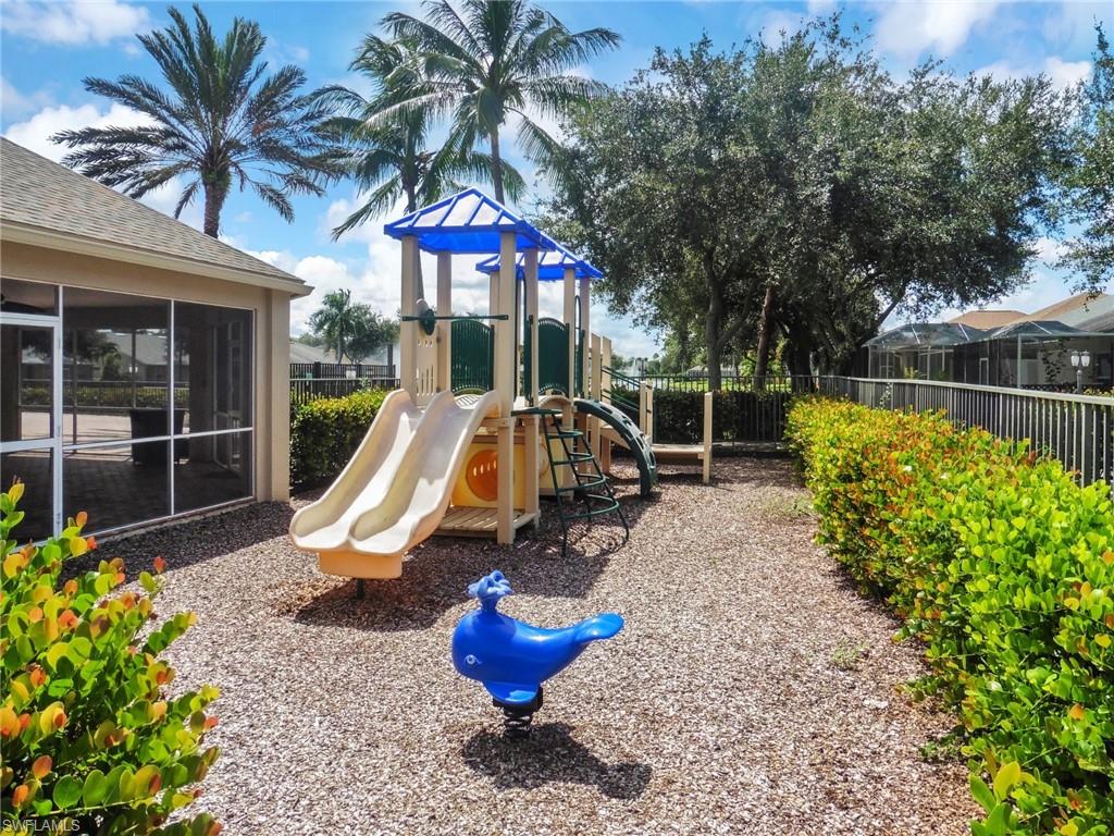 IBIS COVE - Residential