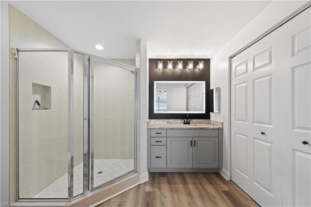 ST. TROPEZ - Residential Lease