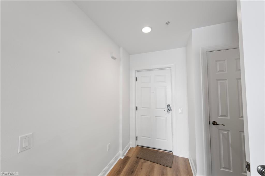 ST. TROPEZ - Residential Lease