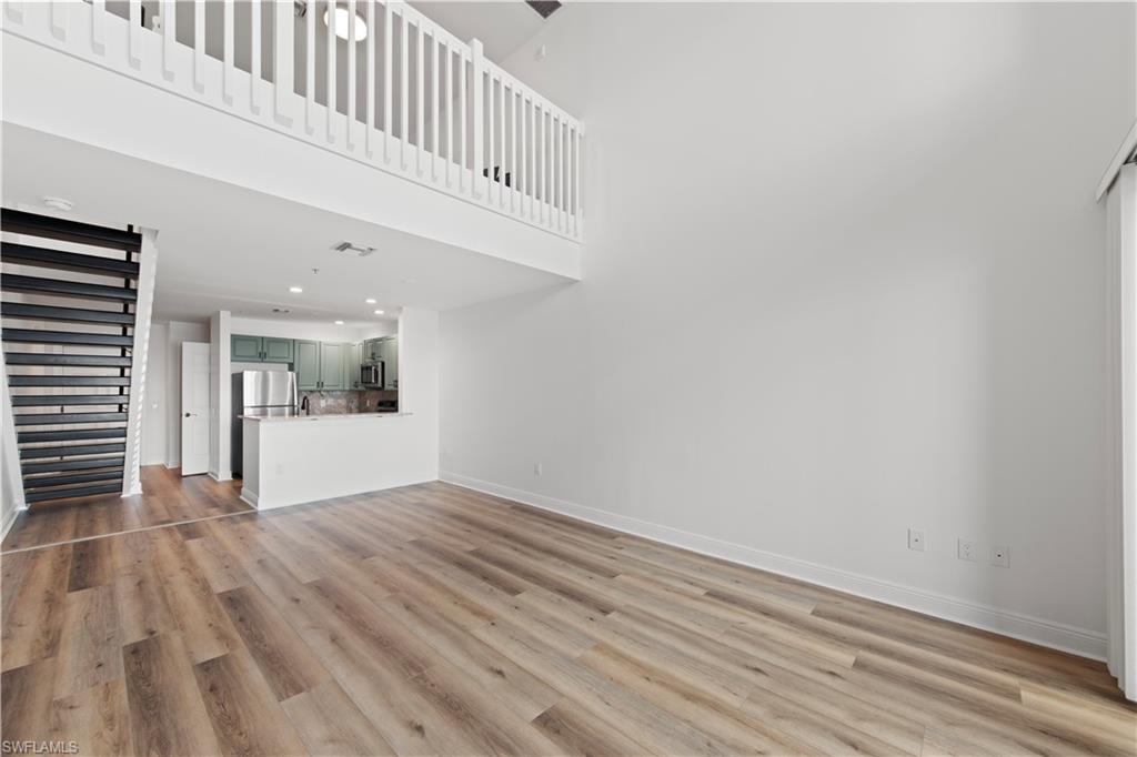 ST. TROPEZ - Residential Lease